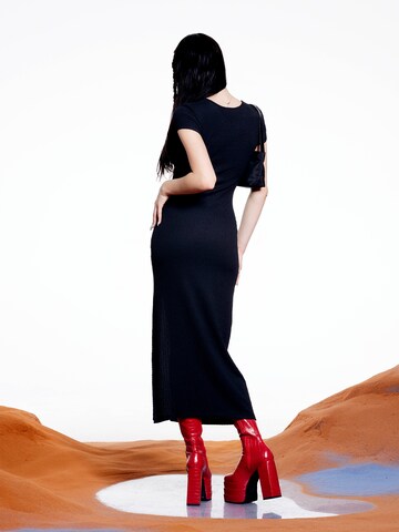 Robe 'Duffy' SHYX en noir
