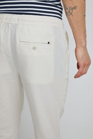 11 Project Slimfit Leinenhose PROeyvind in Beige