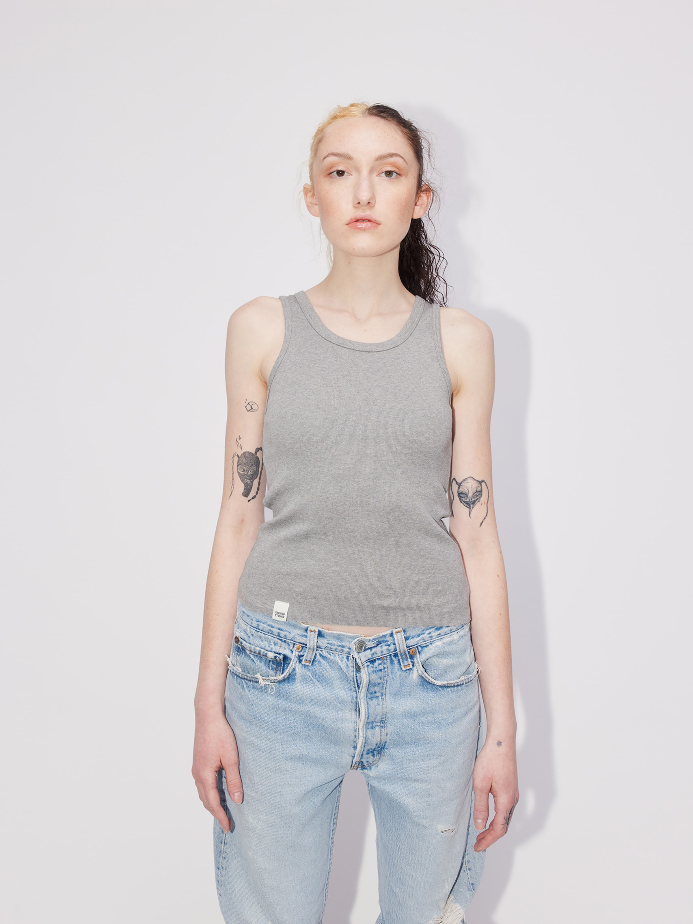 ABOUT YOU REBIRTH STUDIOS Topp 'Essential', värv hall