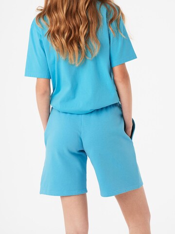 Carnalita - Loosefit Pantalón 'Pantalón corto de chándal con logo bordado' en azul