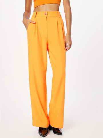 Loosefit Pantalon à pince 'Caya' modström en orange : devant