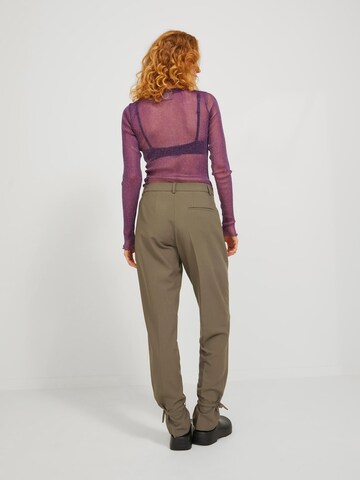 JJXX Regular Pleat-front trousers 'CARRIE MARY' in Brown