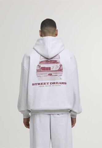 Karl Kani Sweatshirt in Grey: front