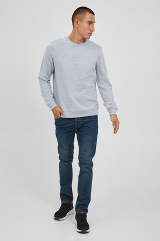 BLEND - Sweatshirt 'Nakai' em cinzento