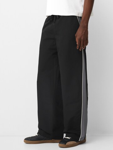 Loosefit Pantalon Bershka en noir : devant