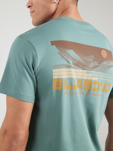 BILLABONG Тениска 'RANGE' в зелено