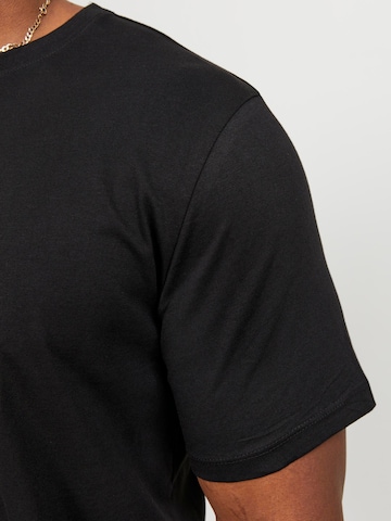 Jack & Jones Plus - Camiseta 'JJENoa' en negro