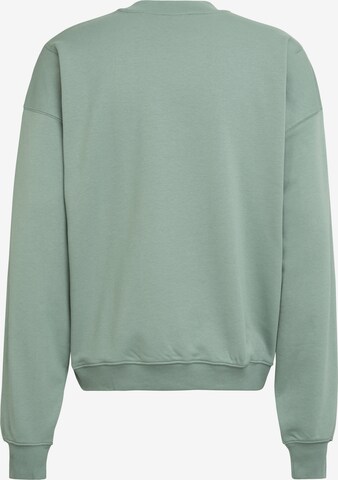 Magdeburg Los Angeles Sweatshirt 'Chinois' in Green