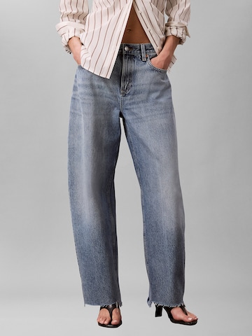 Barrel Jean Calvin Klein Jeans en bleu : devant
