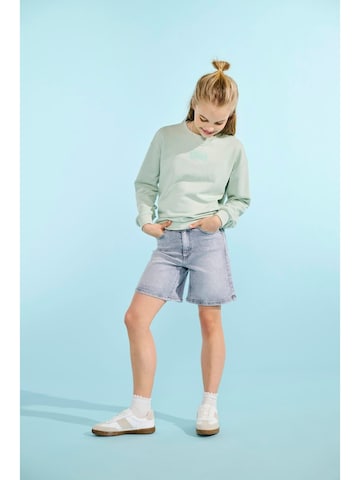 ONLY Sweatshirt 'Philea' in Green: front