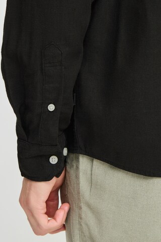 !Solid - Ajuste regular Camisa ' SDALLAN CHINA SH ' en negro