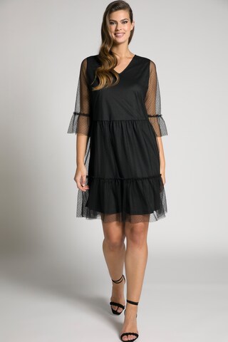 Robe Ulla Popken en noir : devant