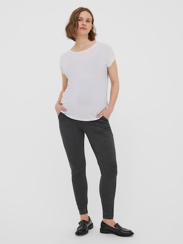 Vero Moda Maternity Μπλουζάκι 'AVA' σε λευκό