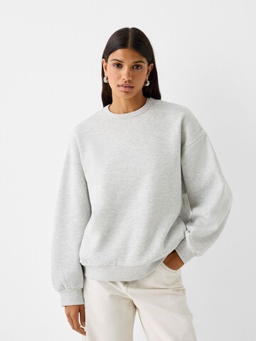 Sweat-shirt Bershka en gris : devant