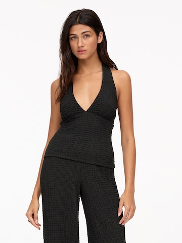 Haut Pull&Bear en noir : devant