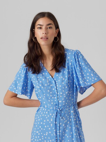 Robe-chemise 'ALBA' VERO MODA en bleu