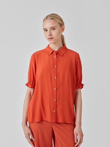 modström - Blusa 'Raven' em laranja: frente