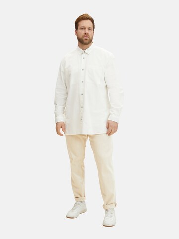 TOM TAILOR Men + Regular fit Button Up Shirt in White