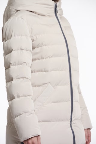 RINO & PELLE Mantel 'Keilafur' in Weiß