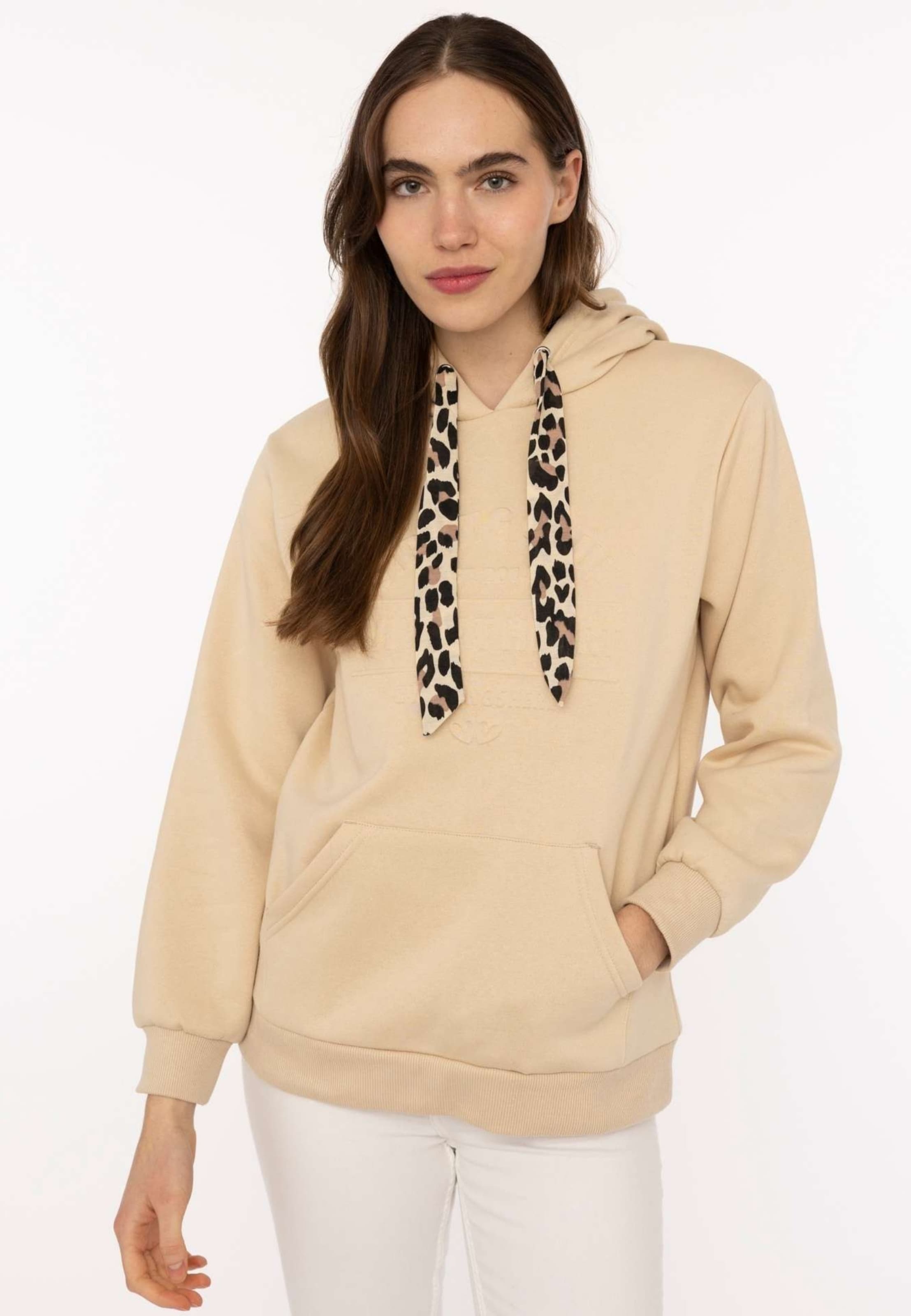 Sweat-shirt 'STRONG SOUL' Zwillingsherz en beige : devant
