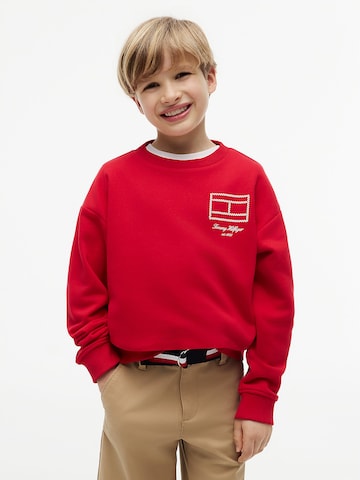 TOMMY HILFIGER Sweatshirt in Red: front