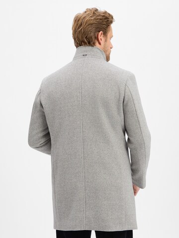 bugatti Mantel in Grau