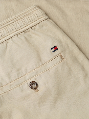 TOMMY HILFIGER Regular Shorts in Beige
