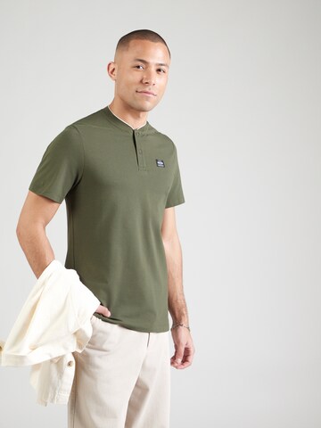 s.OliverMajica - zelena boja: prednji dio