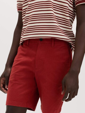 Marks & Spencer Regular Hose in Rot: Vorderseite