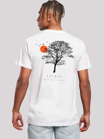 T-Shirt 'Escape Discover the World Tree Birds' F4NT4STIC en blanc : devant