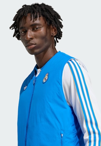Gilet 'Real Madrid Terrace Icons' ADIDAS ORIGINALS en bleu