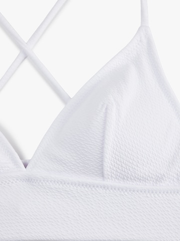 Koton T-shirt Bikinitop in Wit