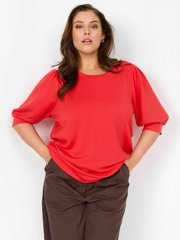 Sweat-shirt 'Sabrina' Wasabi Concept en rouge : devant