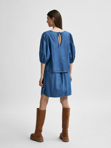 Selected Femme Petite Rock 'Clarisa' in Blau