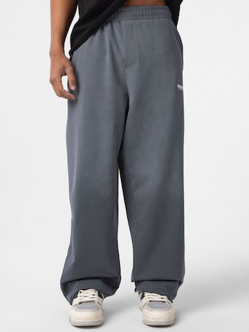 Dandalo Regular Broek in Grijs: voorkant
