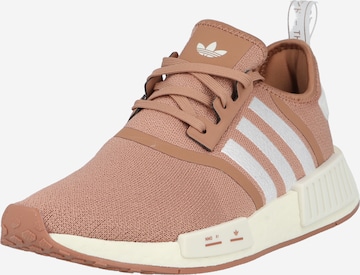 ADIDAS ORIGINALS Sneaker low 'Nmd_R1' i brun: forside