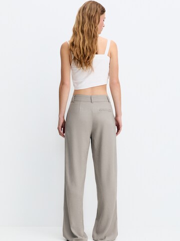 Pull&Bear Wide leg Pleat-front trousers in Grey