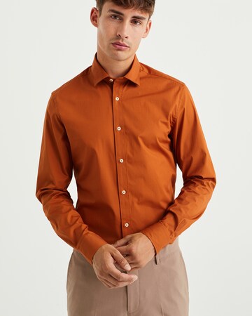 WE Fashion Slim fit Srajca | oranžna barva