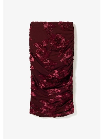 Gonna ' N-Maridel ' di Noella in rosso