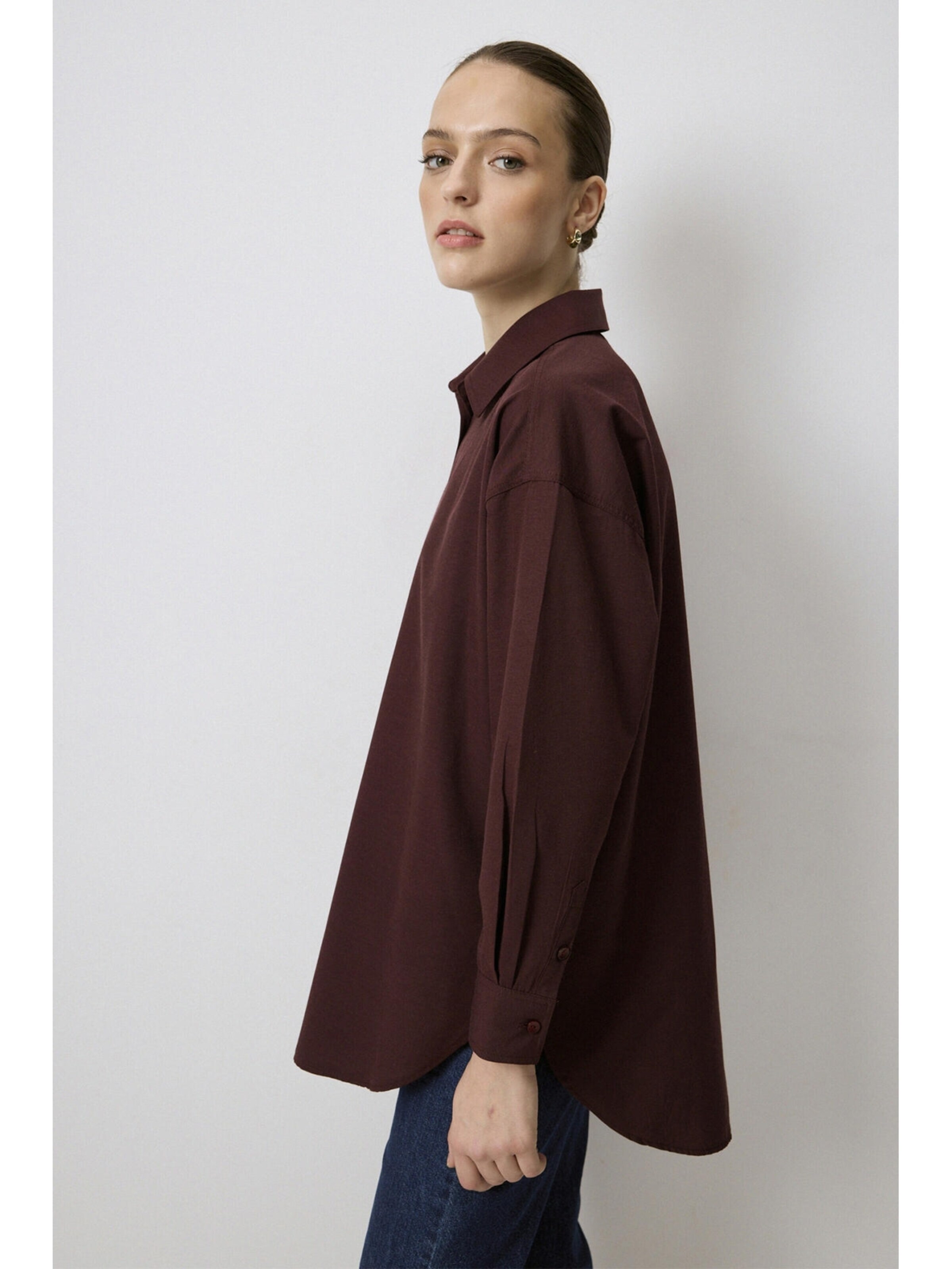 Touché Privé - Camiseta 'Oversized Poplin Shirt' en rojo