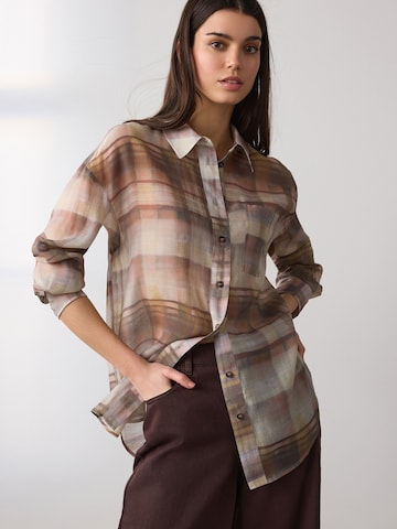 Next Bluse in Braun: Vorderseite