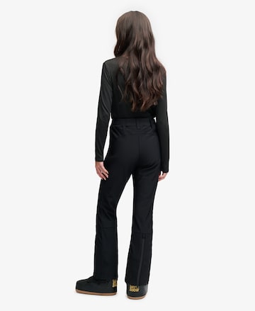 Coupe slim Pantalon de sport 'Luxe' Superdry & Co en noir