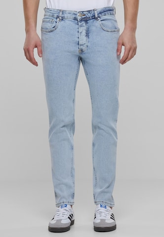 2Y Premium Tapered Jeans in Blue: front