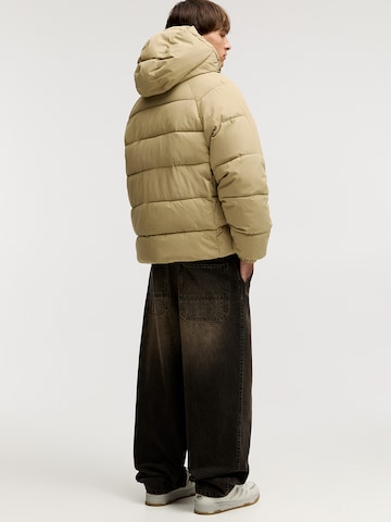 Pull&Bear Jacke in Braun