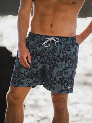 Happy Shorts Board Shorts in Green