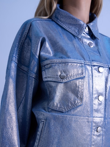 ABOUT YOU x irinassw Between-Season Jacket 'Admira' in Blue