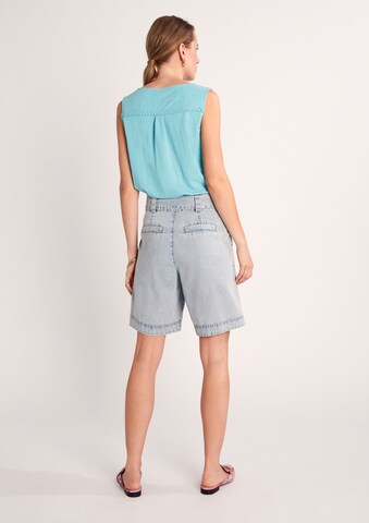 COMMA Top in Blue: back