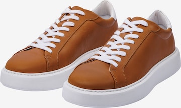 Club Shoes Relics Sneakersy niskie 'Coach Collection Camel' w kolorze brązowy: przód