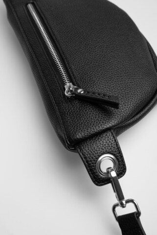 Soccx Fanny Pack in Black