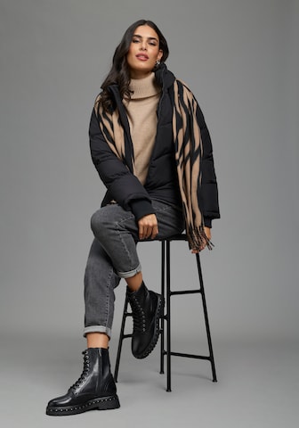 POLARINO Between-Season Jacket in Black